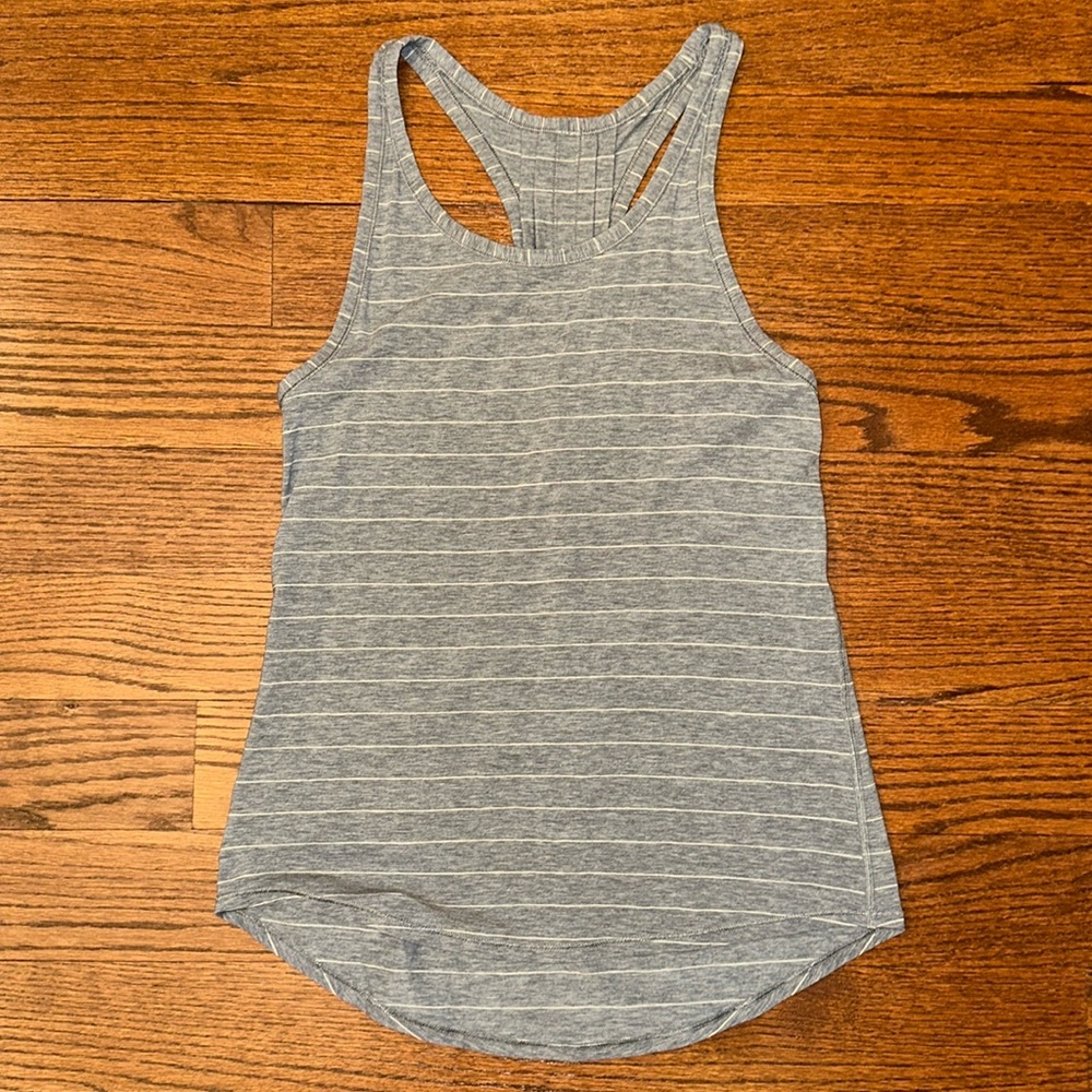 Lululemon tank top - brand new - size 2 - grey/white stripe
